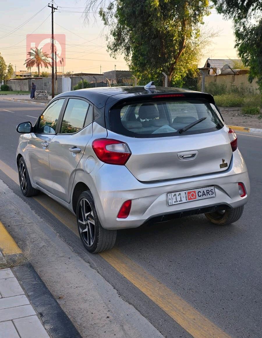 هيونداي i10